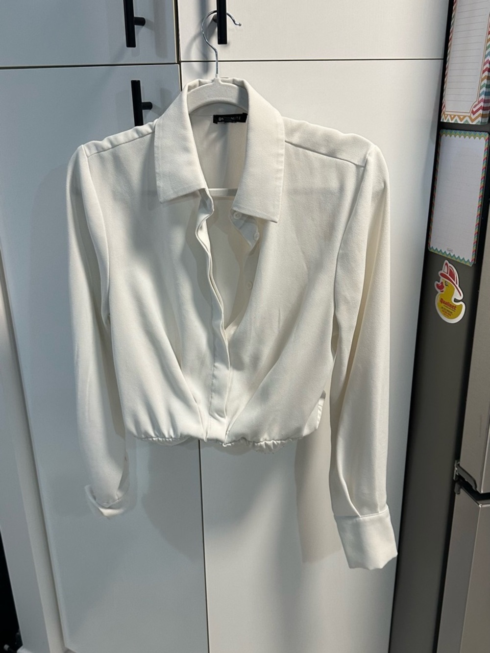 Dynamite Cream Cropped Button-Front Blouse